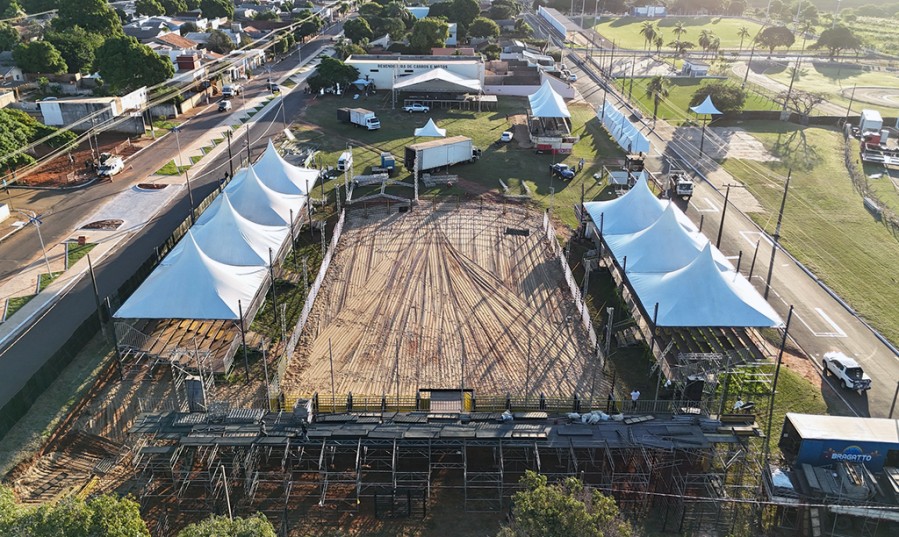 ExpoItaquiraí começa neste sábado e é uma das maiores festas da região ExpoItaquiraí começa neste sábado e é uma das maiores festas da região